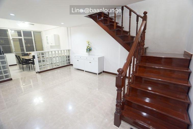 picture Townhome for rent Soi Ratchadaphisek 3 - 9/33