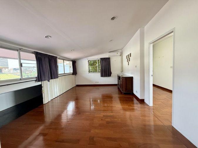 picture Townhome for rent Soi Ratchadaphisek 3 - 29/33