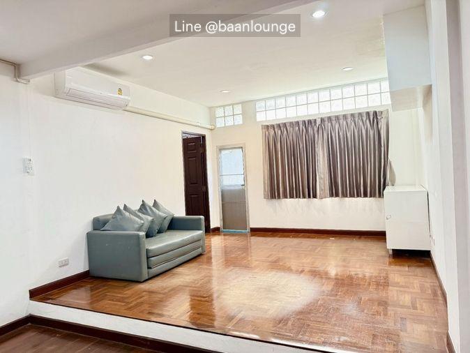 picture Townhome for rent Soi Ratchadaphisek 3 - 15/33