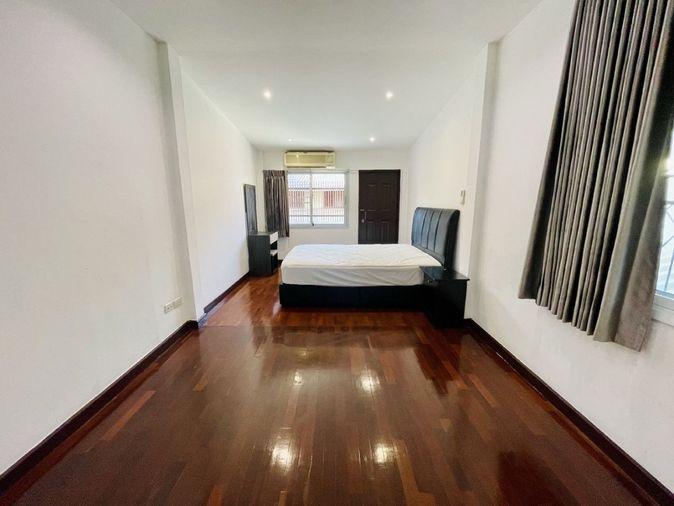 picture Townhome for rent Soi Ratchadaphisek 3 - 19/33