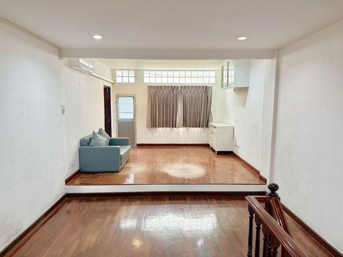picture Townhome for rent Soi Ratchadaphisek 3 - 14/33