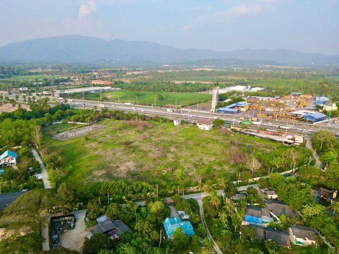 รูป ขายที่ดินติดถนนมอเตอร์เวย์ ศรีราชา แปลงสวย โซนบ้านห้วยกรุ ทำเลงาม ใกล้อ่างเก็บน้ำบางพระ  - รูปที่ 4/10