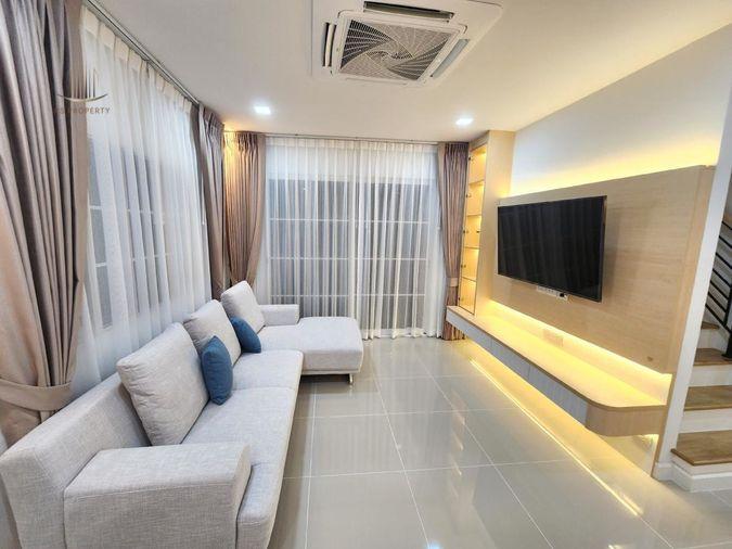 รูป บ้านเดี่ยวให้เช่า ✨ Golden Neo Sukhumvit-Lasalle ✨ 4 ห้องนอน 4 ห้องน้ำ เฟอร์นิเจอร์ และ เครื่องใช้ไฟฟ้าครบ - รูปที่ 10/12