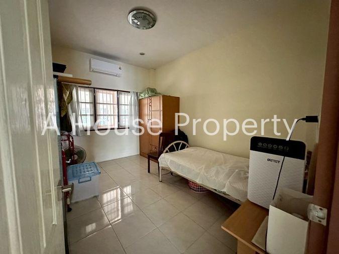 picture Land for sale with a garden house, beautiful plot, great location, Bangsaen community, Chonburi - 18/20