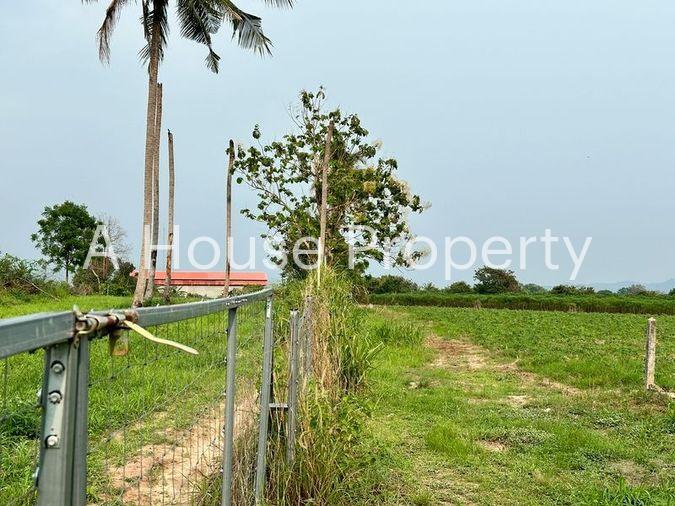 picture Beautiful vacant land for sale, great location, Nong Kham area, Sriracha, Chonburi - 8/12