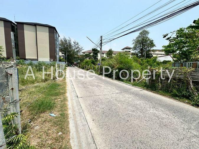 picture Land for sale, Bangsaen, prime location in Saensuk Subdistrict, Chonburi - 11/14