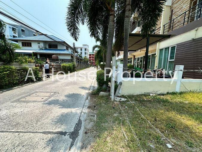 picture Land for sale, Bangsaen, prime location in Saensuk Subdistrict, Chonburi - 9/14