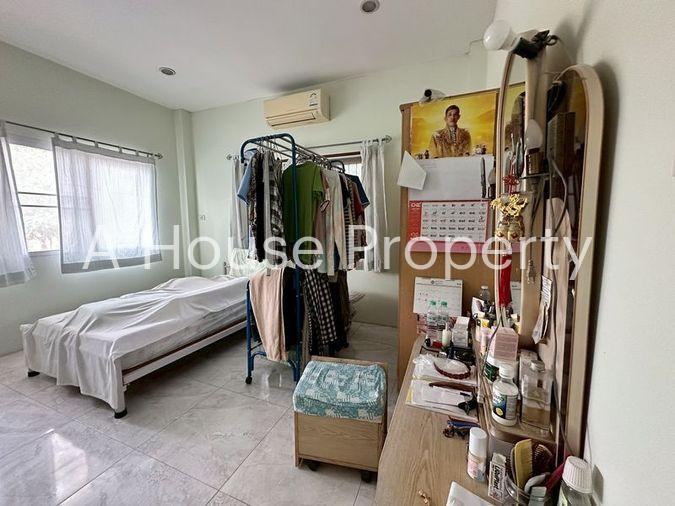 picture Land for sale with a garden house, beautiful plot, great location, Bangsaen community, Chonburi - 19/20