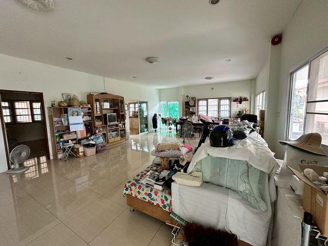 picture Land for sale with a garden house, beautiful plot, great location, Bangsaen community, Chonburi - 16/20