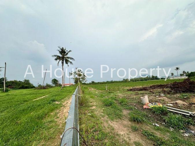 picture Beautiful vacant land for sale, great location, Nong Kham area, Sriracha, Chonburi - 7/12