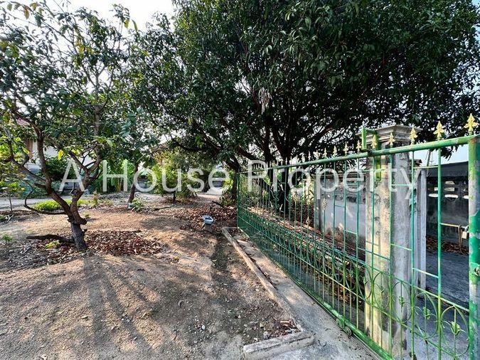 picture Land for sale with a garden house, beautiful plot, great location, Bangsaen community, Chonburi - 11/20