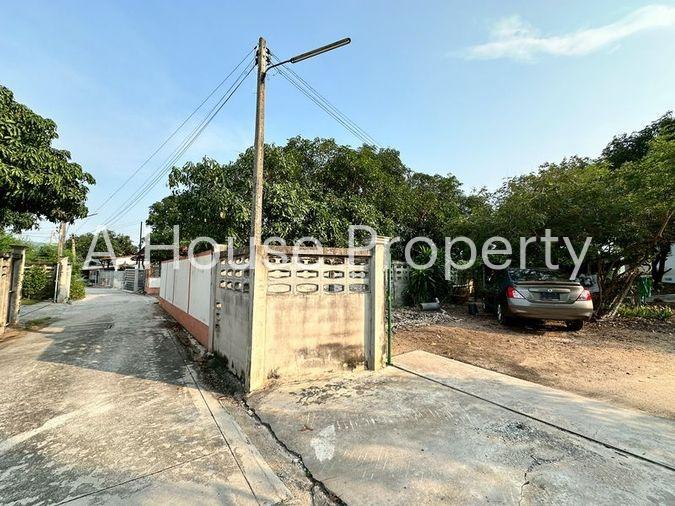 picture Land for sale with a garden house, beautiful plot, great location, Bangsaen community, Chonburi - 13/20
