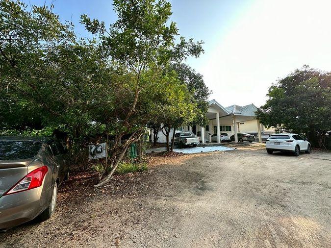 picture Land for sale with a garden house, beautiful plot, great location, Bangsaen community, Chonburi - 2/20