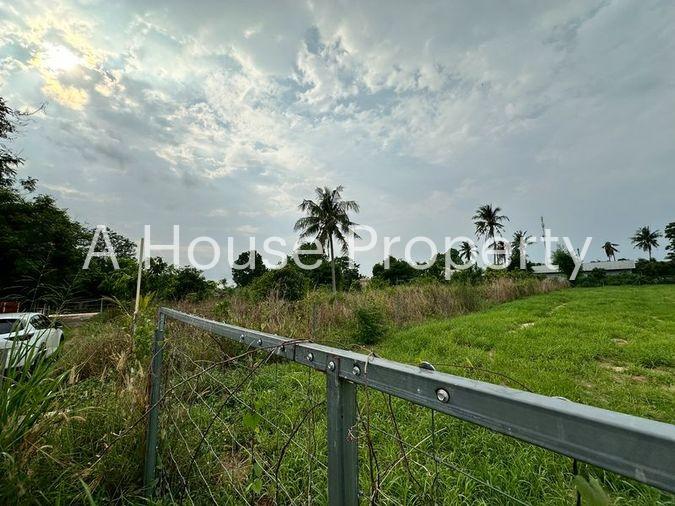 picture Beautiful vacant land for sale, great location, Nong Kham area, Sriracha, Chonburi - 6/12