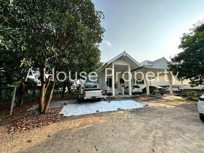 picture Land for sale with a garden house, beautiful plot, great location, Bangsaen community, Chonburi - 4/20
