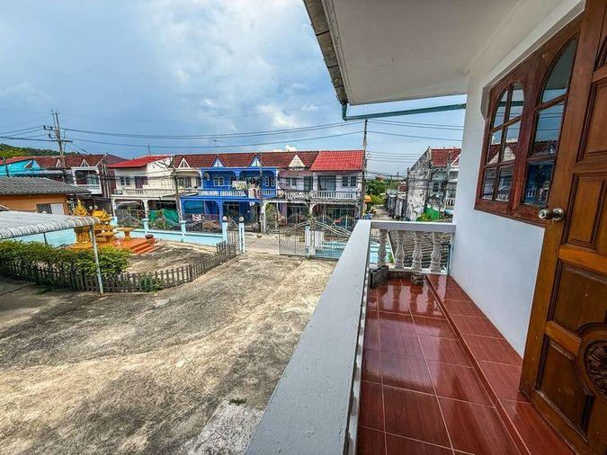 รูป ขายบ้านเดี่ยวหลังใหญ่ 2 ชั้น แหล่งชุมชน ซอยวังหิน ศรีราชา ชลบุรี  - รูปที่ 17/19