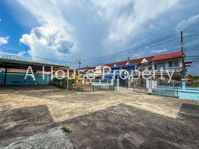 รูป ขายบ้านเดี่ยวหลังใหญ่ 2 ชั้น แหล่งชุมชน ซอยวังหิน ศรีราชา ชลบุรี - รูปที่ 4/19