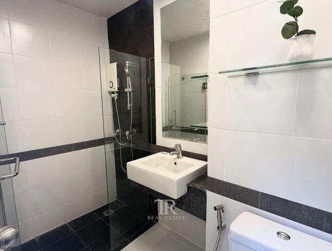 picture ðđ Low-Rise Condo for Sale near BTS Onnut | A Space Sukhumvit 77 | Only 1.39 MB! - 7/13