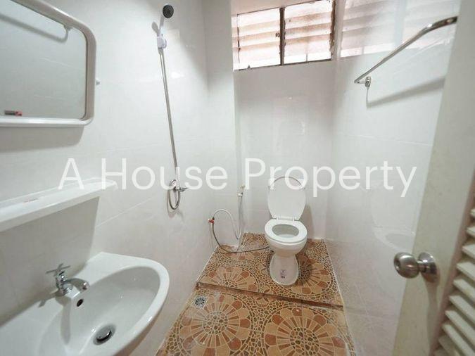 รูป ขายบ้านเดี่ยว 2 ชั้น หลังใหญ่ ราคาถูก โซนเก้ากิโล ศรีราชา ชลบุรี - รูปที่ 7/14