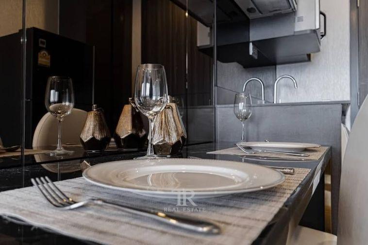 picture ðĢ Ashton Asoke | 1BR | 27th Fl | Next to MRT | 30,000 THB/month ðą Line: @323gqmho | Ref: T1652 - 11/16