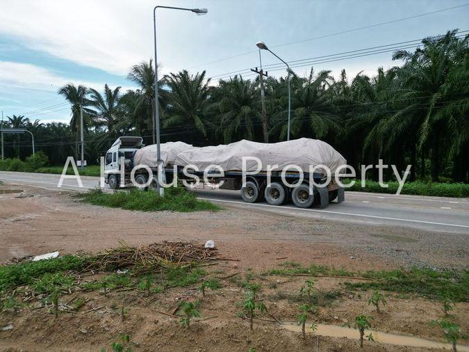 picture Beautiful land plot for sale, beautiful location, next to Khon Dara Road, Sriracha, Chonburi - 2/9