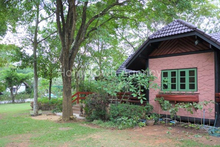 รูป ขายด่วน บ้านพักตากอากาศ เนื้อที่ไร่กว่า ต้นไม้ใหญ่ครึ้ม ในโครงการภูตะวัน อ.ปากช่อง - รูปที่ 4/22