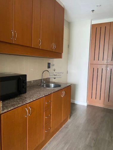 picture Newly renovated garden view For rent Silom Grand Terrace - 4/10