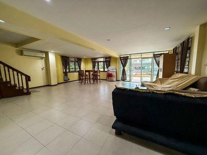 รูป ขายบ้านเดี่ยวมือสอง ใจกลางเมืองศรีราชา ใกล้ไฟแดงอัสสัมชัญ  - รูปที่ 9/19