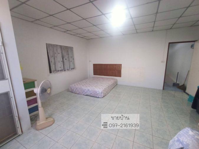 รูป ขายทาวน์เฮ้าส์ 2 ชั้น เพชรบุรี ทำเลดีมาก พร้อมเข้าอยู่  - รูปที่ 14/17