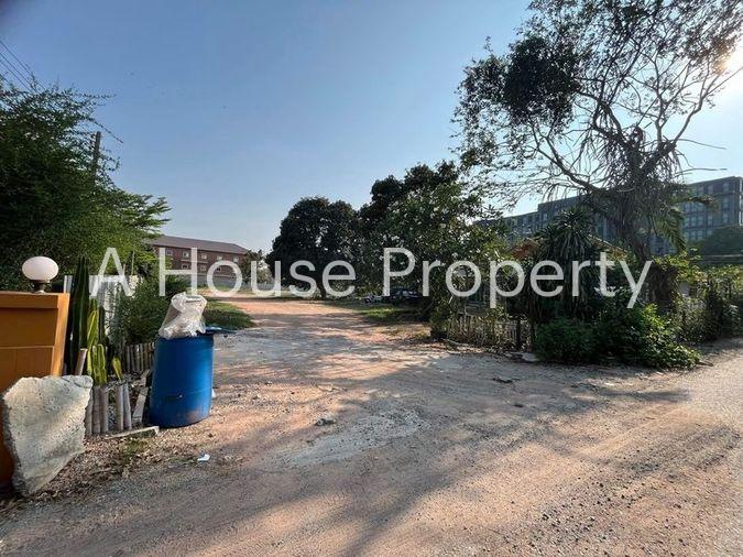 picture Beautiful land plot for sale, Ao Udom, Laem Chabang, Sriracha, with buildings - 1/5