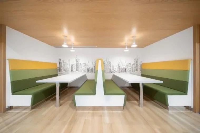 picture Serviced office for rent at Summer Hill Phra Khanong, near BTS. The space features modern interior design and fully equipped with office furniture. - 7/11
