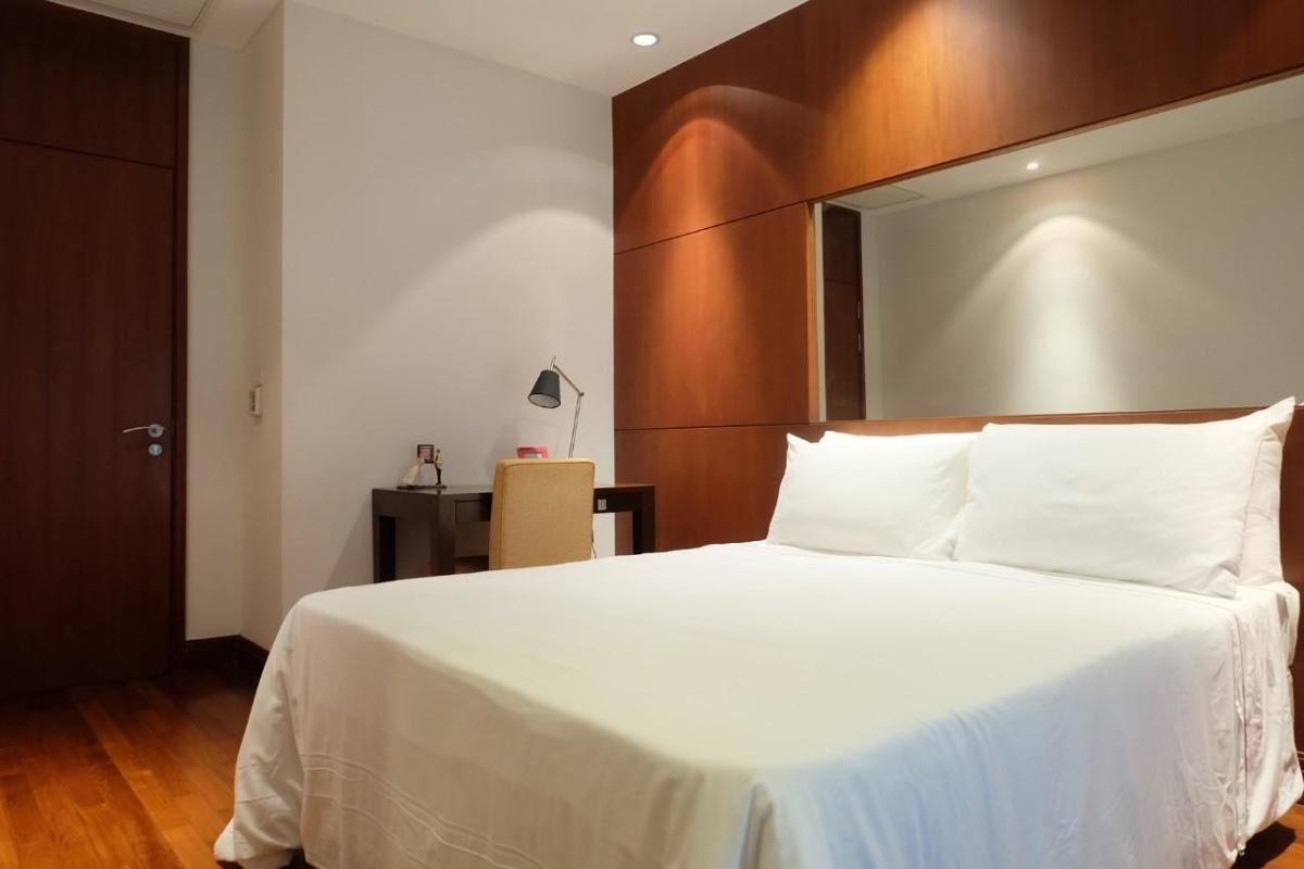 picture for rent Royal Residence. 3bed 220sqm. Line id: @pfagent - 8/14