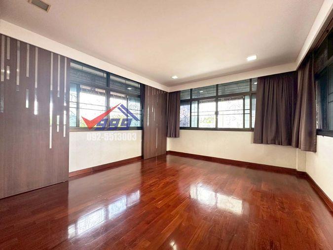 รูป ขายบ้านเดี่ยว 2 ชั้น 5 ห้องนอน เนื้อที่กว่า 1 ไร่ ซอยอ่อนนุช 66 - รูปที่ 26/31