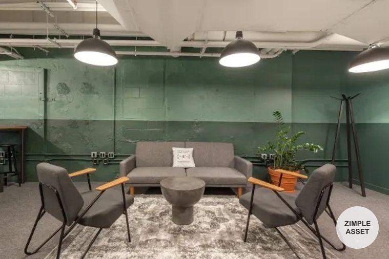 picture Flexible office space at Vanich Place Ari on Phahonyothin, featuring a premium office interior or customizable office design to suit your preferences - 4/11