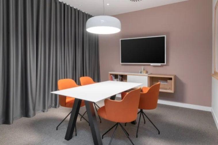 picture Flexible office space at Vanich Place Ari on Phahonyothin, featuring a premium office interior or customizable office design to suit your preferences - 10/11