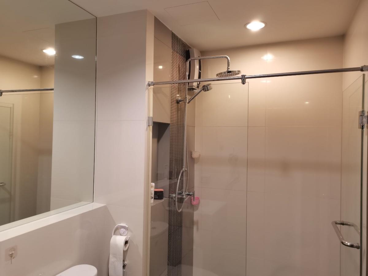 picture Available for rent! Rhythm Sathorn Narathiwas for spacious 1 Bedroom with 40 sqm. Ready to move in - 9/11