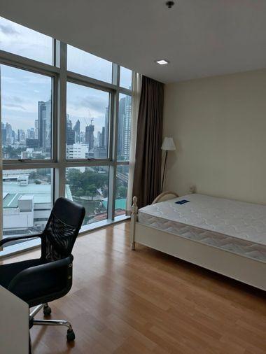 picture For Rent : Nusasiri Grand (ST-02) (Close to BTS Ekkamai ) - 8/10
