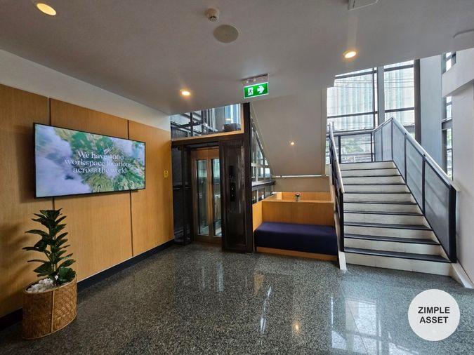 picture Premium office space for rent in the city center at Suthi Tower on Phetchaburi Road. Fully equipped with comprehensive office services and facilities. - 13/13