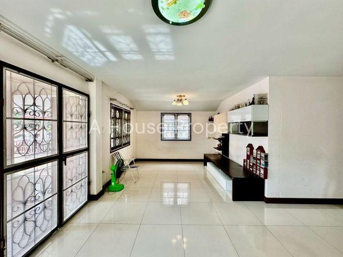 รูป ขายบ้านเดี่ยว 2 ชั้น โครงการ สุขกมลการ์เด้นท์ฮิลล์ ศรีราชา ชลบุรี - รูปที่ 2/20