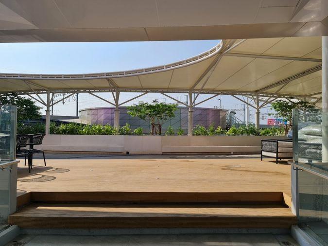 picture Fully furnished office space for rent  featuring modern-style decor and fully equipped with essential office furniture for immediate use. - 21/29