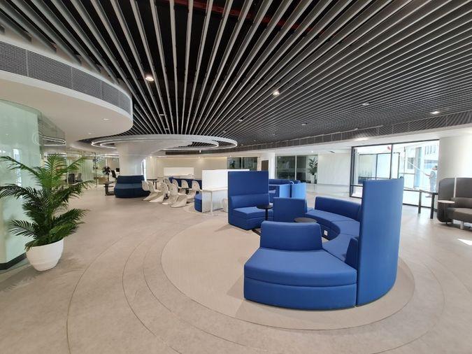 picture Fully furnished office space for rent  featuring modern-style decor and fully equipped with essential office furniture for immediate use. - 15/22