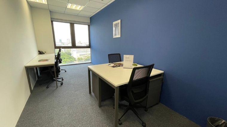 picture Office space for rent at Ratchada One Building. decorated in a simple and comfortable style, with complete furniture and office equipment. - 2/9