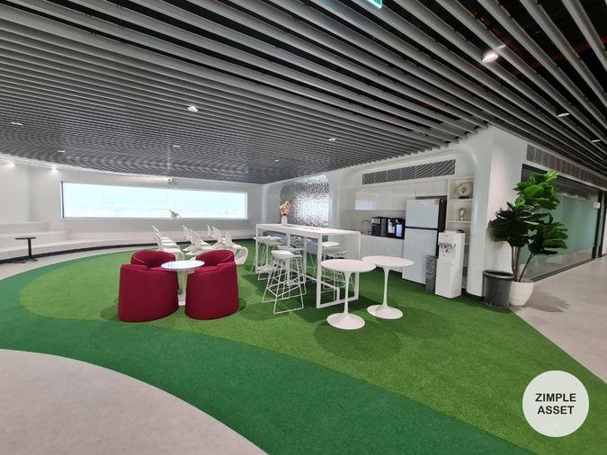 picture Fully furnished office space for rent featuring modern-style decor and fully equipped with essential office furniture for immediate use. - 18/29