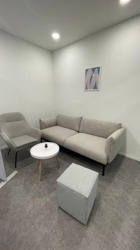 picture Office space for rent at Ratchada One Building. decorated in a simple and comfortable style, with complete furniture and office equipment. - 7/9