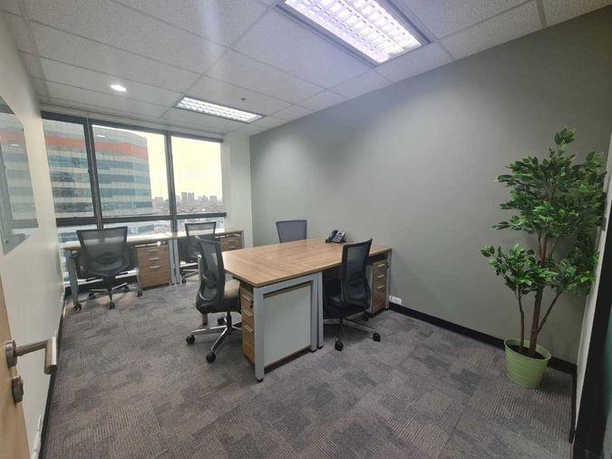 รูป เซอร์วิสออฟฟิศให้เช่าบนตึกเมืองไทยภัทร ถนนรัชดา ให้บริการพร้อมอุปกรณ์และเครื่องใช้ในสำนักงานอย่างครบครัน เดินทางสะดวกด้วยMRT และรถสาธารณะ - รูปที่ 4/16