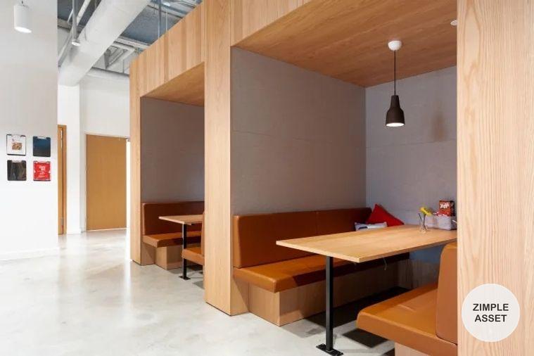 picture Office space for rent, SO24 Building, fully furnished with office equipment, allowing you to work efficiently. - 9/10