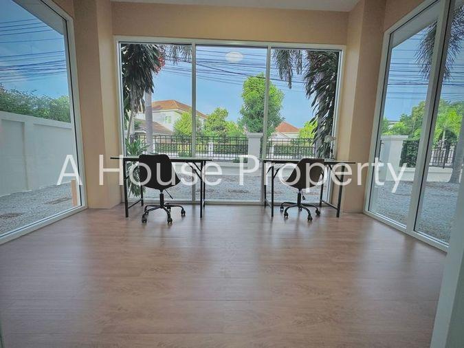picture 2-storey detached house for rent, Grand Manirin Village, Sriracha, Chonburi - 3/21