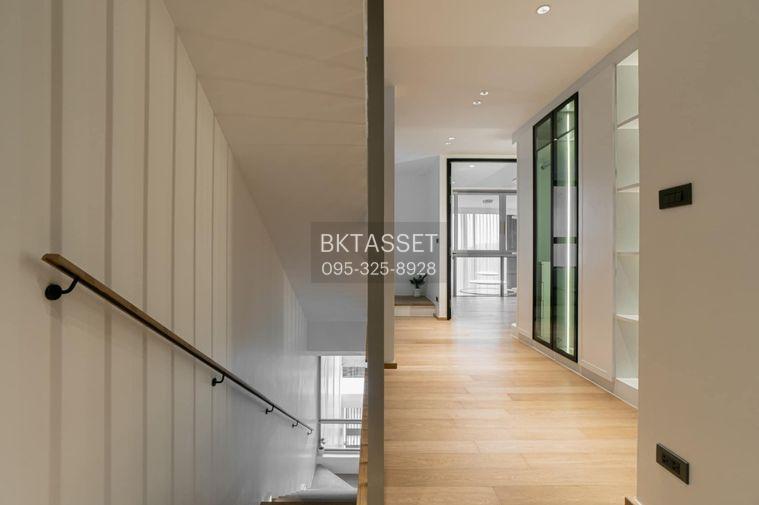 picture SALE - LUXE 35 , Luxury Townhome 3 bedrooms 4 bathrooms - 21/27