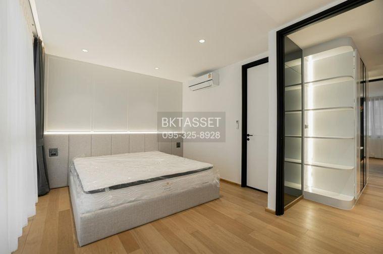 picture SALE - LUXE 35 , Luxury Townhome 3 bedrooms 4 bathrooms - 12/27