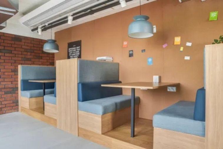 รูป เซอร์วิสออฟฟิศในเช่าในอาคารmixed use ที่Icon Park Hotel เชียงใหม่ พื้นที่ทำงานสมัยใหม่ที่กว้างขวางและสว่าง ซึ่งออกแบบมาเพื่อรองรับการทำงานสมัยใหม่ - รูปที่ 6/10